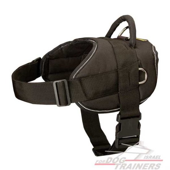 רתמה לכלב עשויה מניילון קלה ומתכווננת לכלב לסחיבה ולגרירה