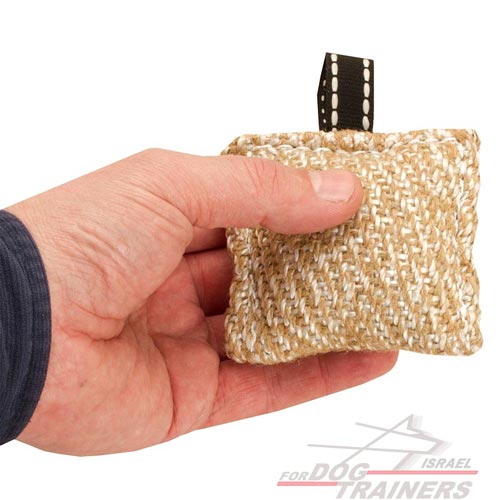 חדש! פפירול לכלב מיוטה עם לולאה קטנה לאחיזה