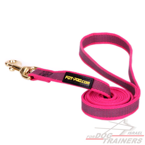 רצועות ניילון איכותית וחזקה במיוחד בצבע ורוד לכלבים בינוניים-גדולים